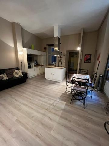 Cosy House T3 City Center, Museum, Place Carnot Каркасон Екстериор снимка